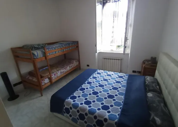 Casa Albarosa, 10 Min Walk Train Station, Free Parking.