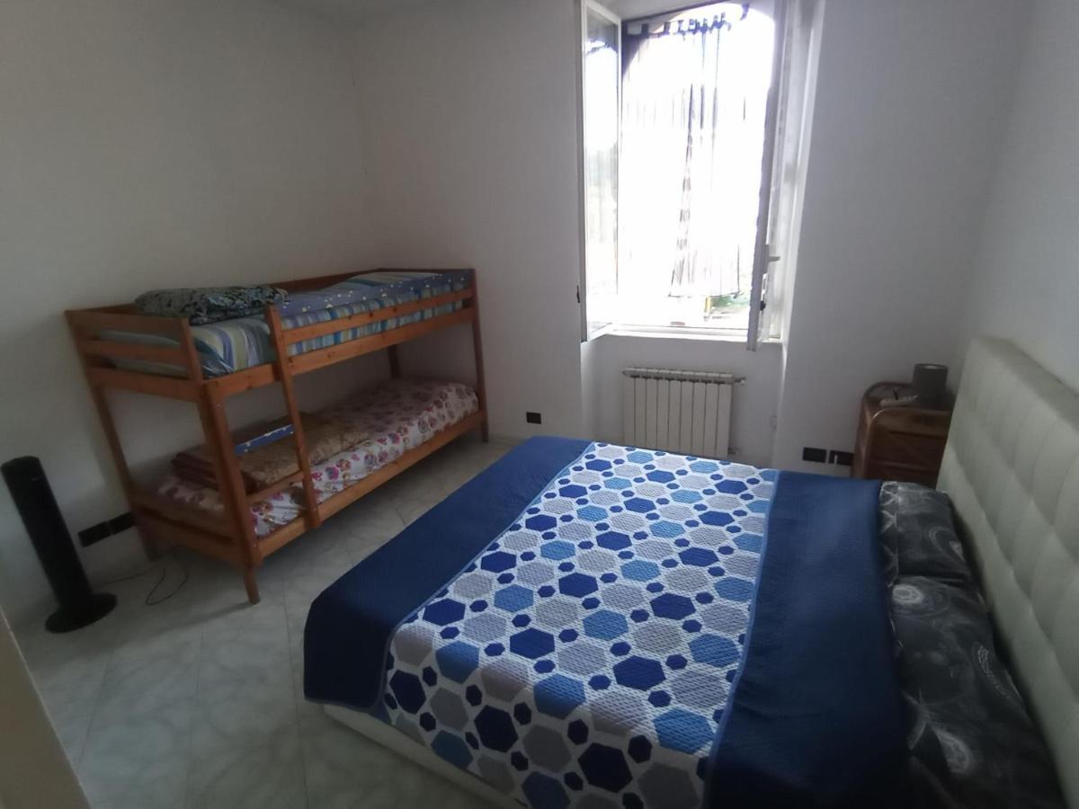 Appartement Casa Albarosa, 10 Min Walk Train Station, Free Parking.