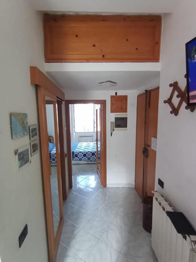 Casa Albarosa, 10 Min Walk Train Station, Free Parking.